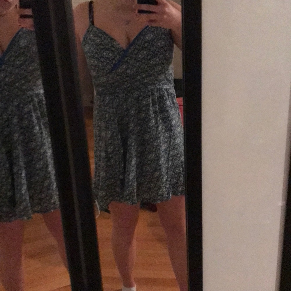 💙NWT Abercrombie and Fitch wrap front dress💙